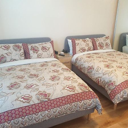 London Luxury Apartments 5 Min Walk From Ilford Station, With Free Parking Free Wifi מראה חיצוני תמונה